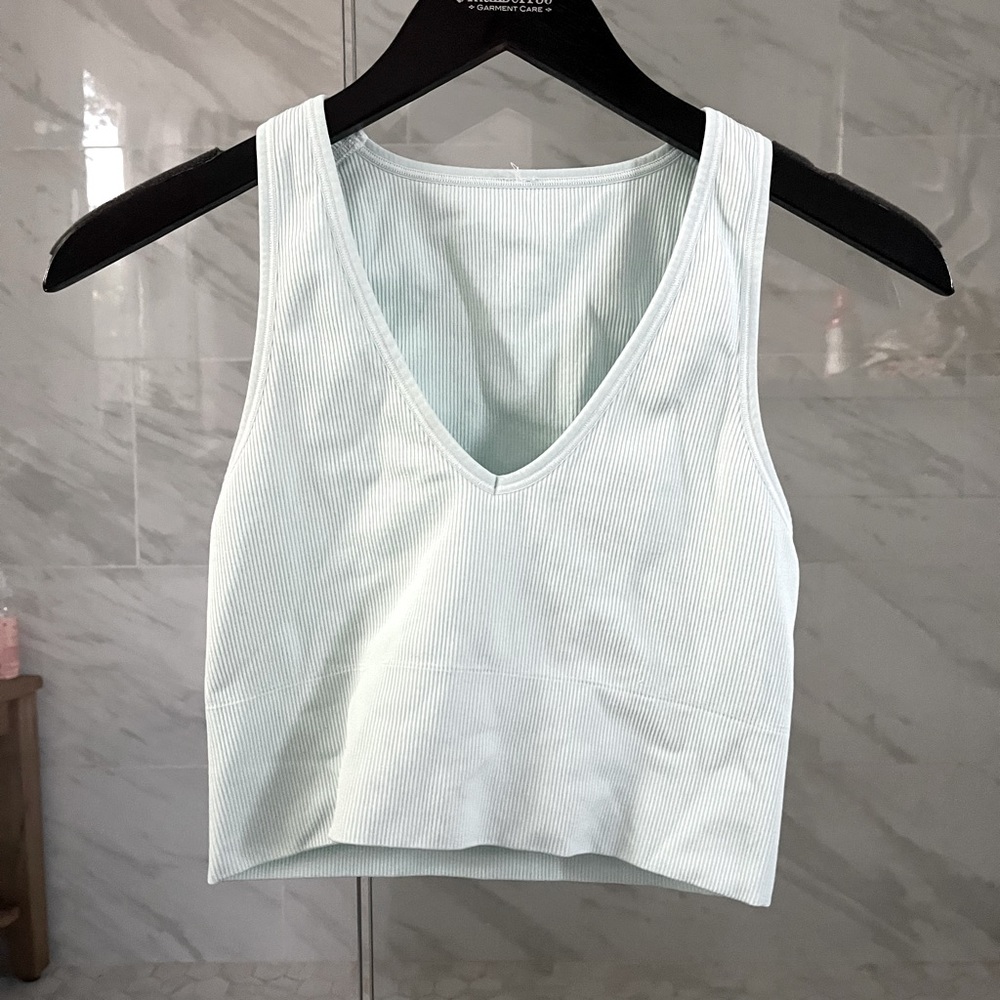 Size small light blue/turquoise Athleta cropped tank top
